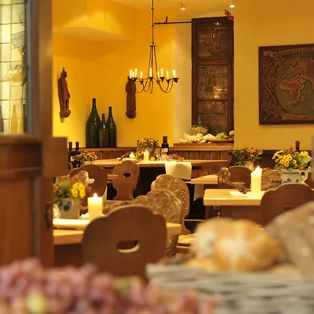 Breuer's Ruedesheimer Schloss 4*