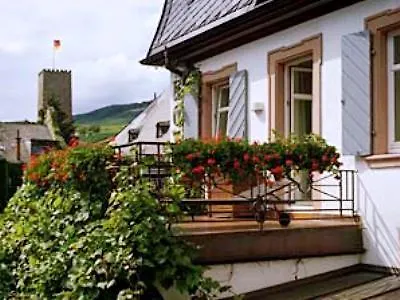 Breuer's Ruedesheimer Schloss 4*