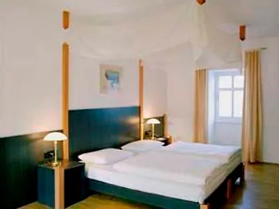 Breuer's Ruedesheimer Schloss Hotel Ruedesheim am Rhein