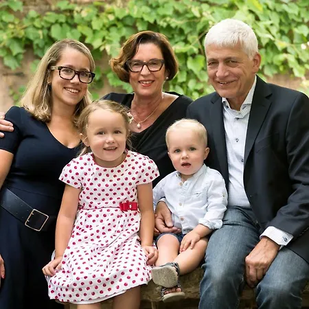 브로이어스 뤼데스하이머 슐로스