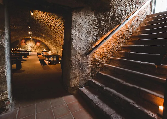 Breuer's Ruedesheimer Schloss Rüdesheim am Rhein