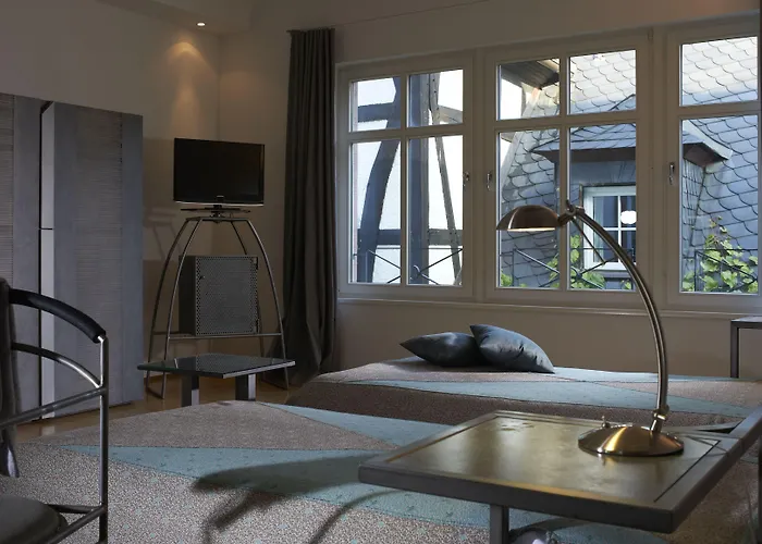 Breuer's Ruedesheimer Schloss 4* Rüdesheim am Rhein